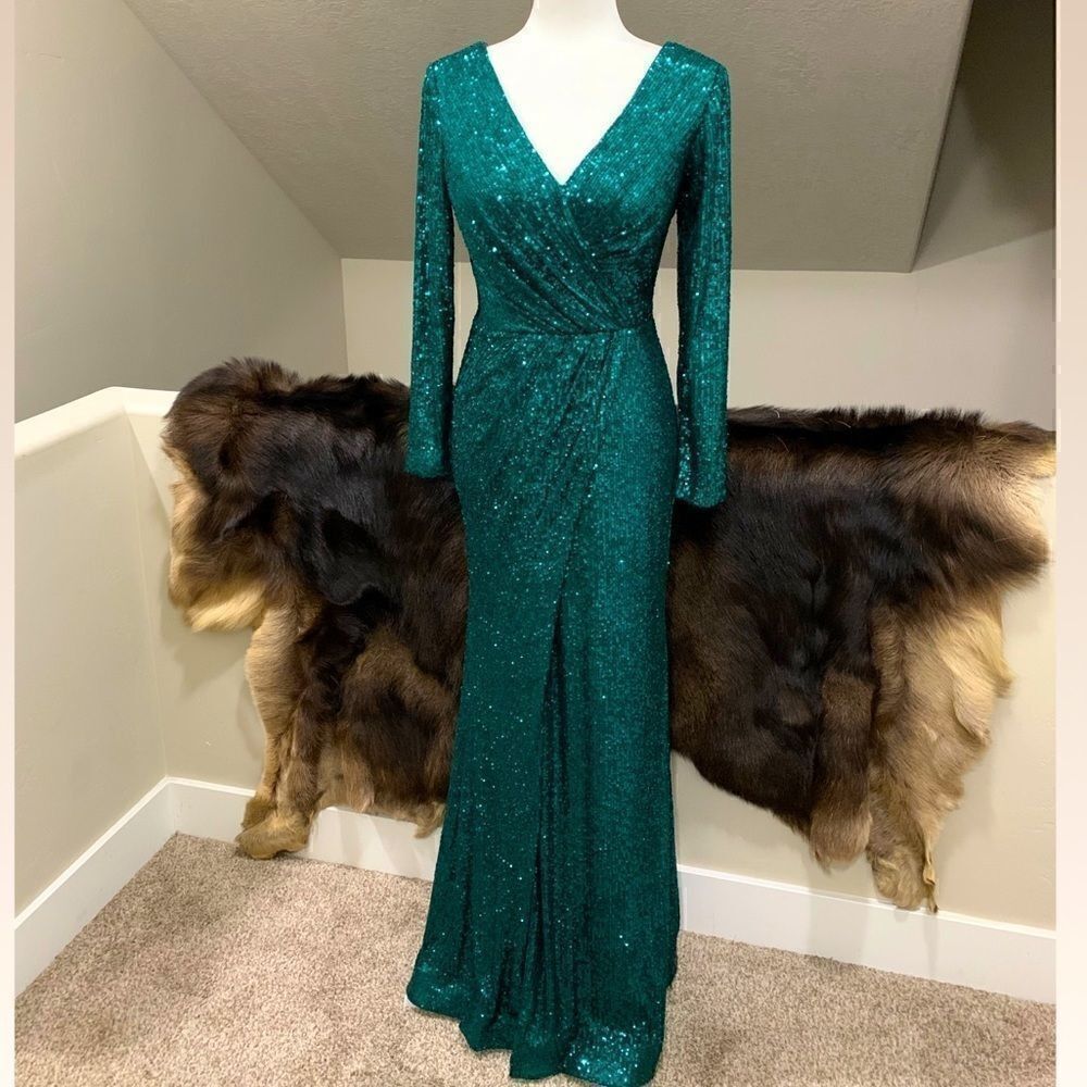 Stunning Green Long Sleeves Sequined Wrap Gown